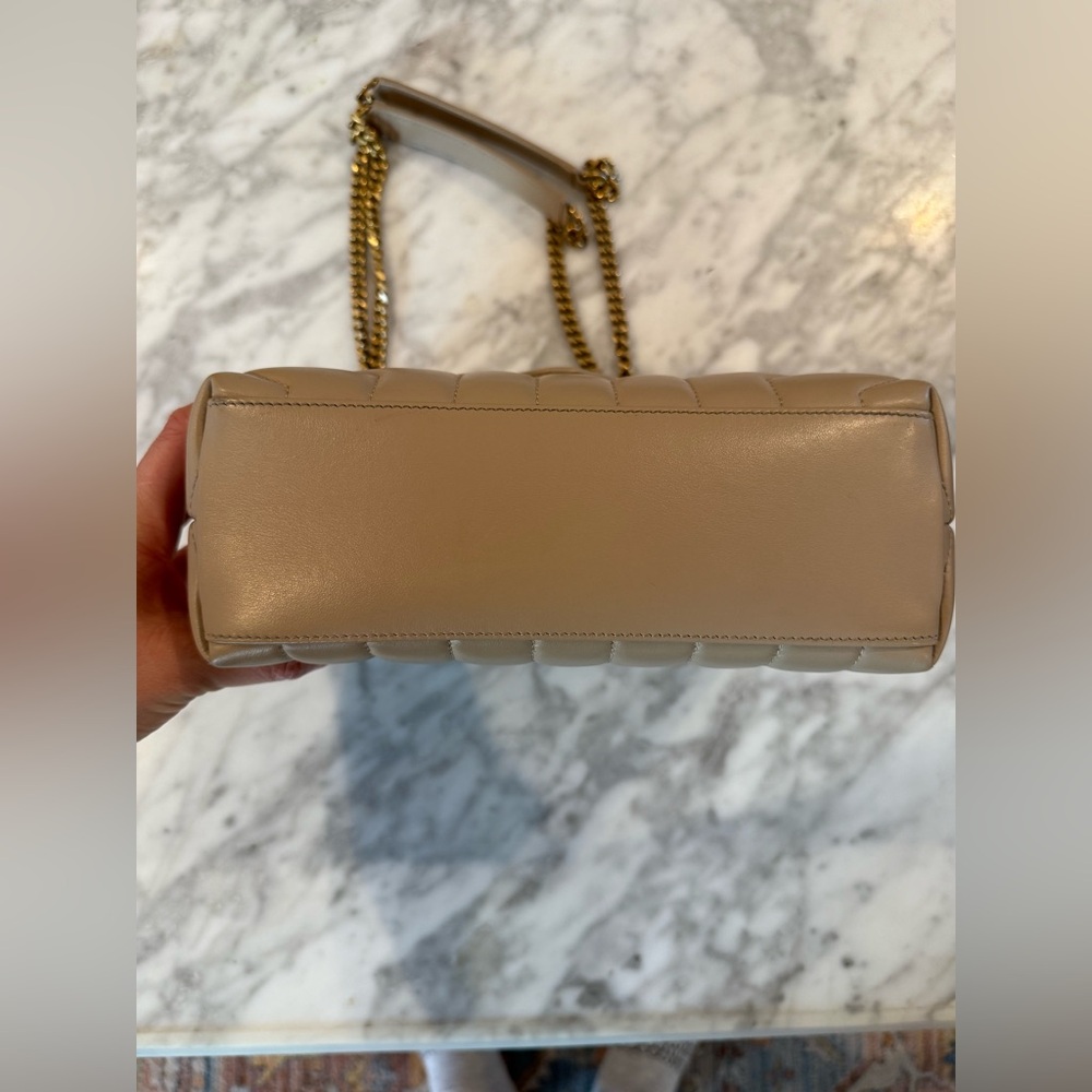 Saint Laurent Loulou Small Crossbody in Beige - Picture 4 of 17